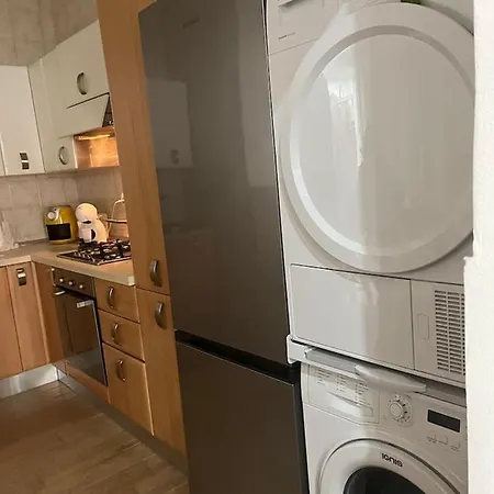 Monohouseinbari * Bari